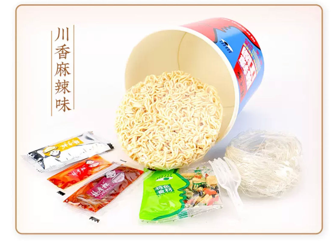 매운 맛 컵 라멘 인스턴트 누드리스 바쁜 날로 3분만에 간편하고 빠르게 요리