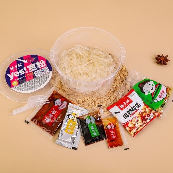 튀기지 않은 네 넓은 인스턴트 버미첼리 땅콩 춘칭 쓴 맛의 유리 누드리스 말라 탱